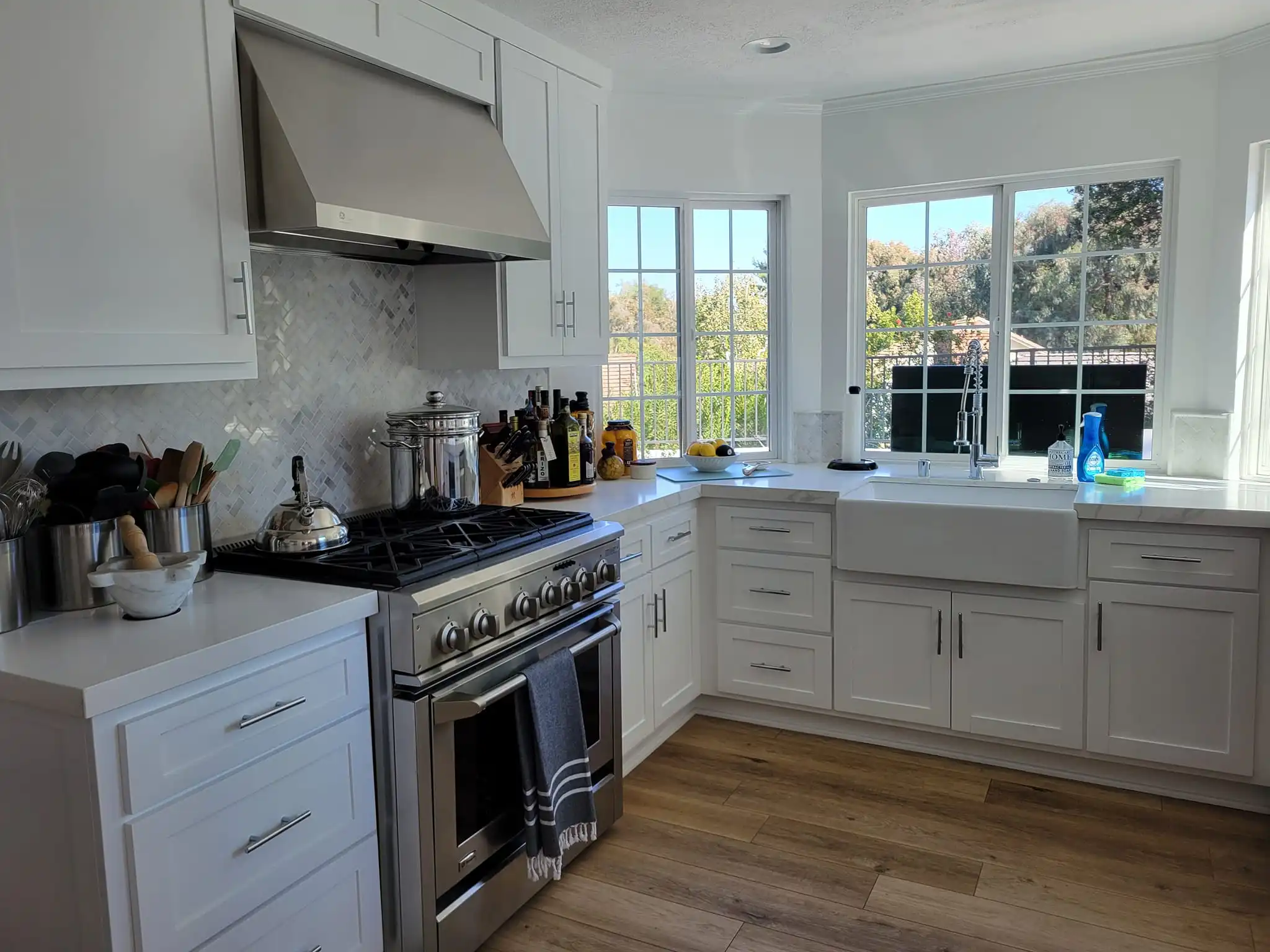 organized kitchen after garfias cleaning services