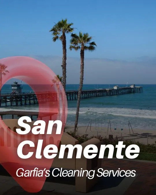 San Clemente California coastal cliffs and pier