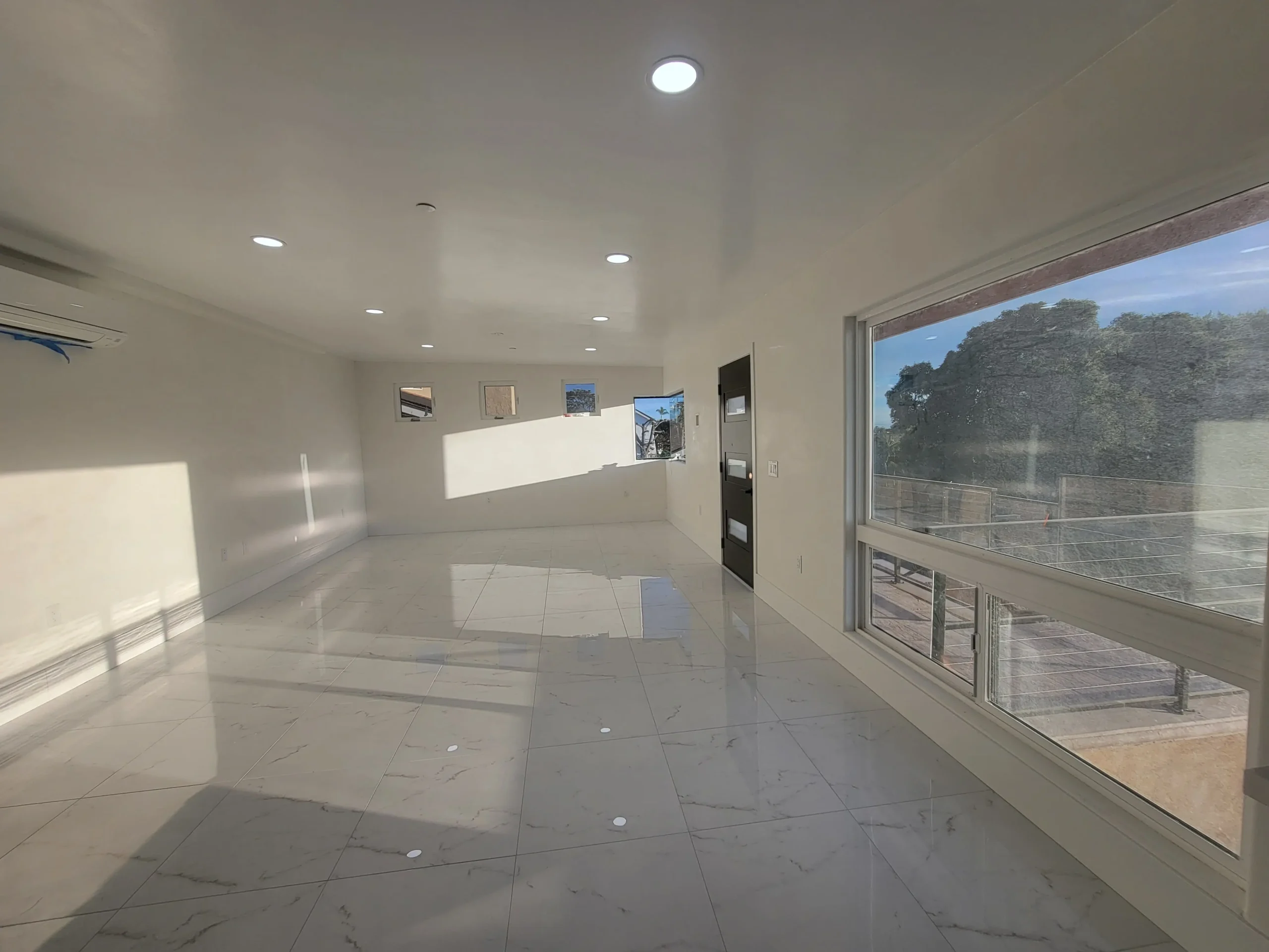 Move-out cleaning service in Tustin, CA